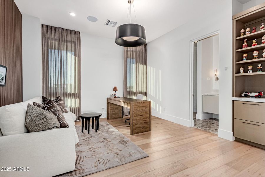 Office/BR 4 Office/BR 4