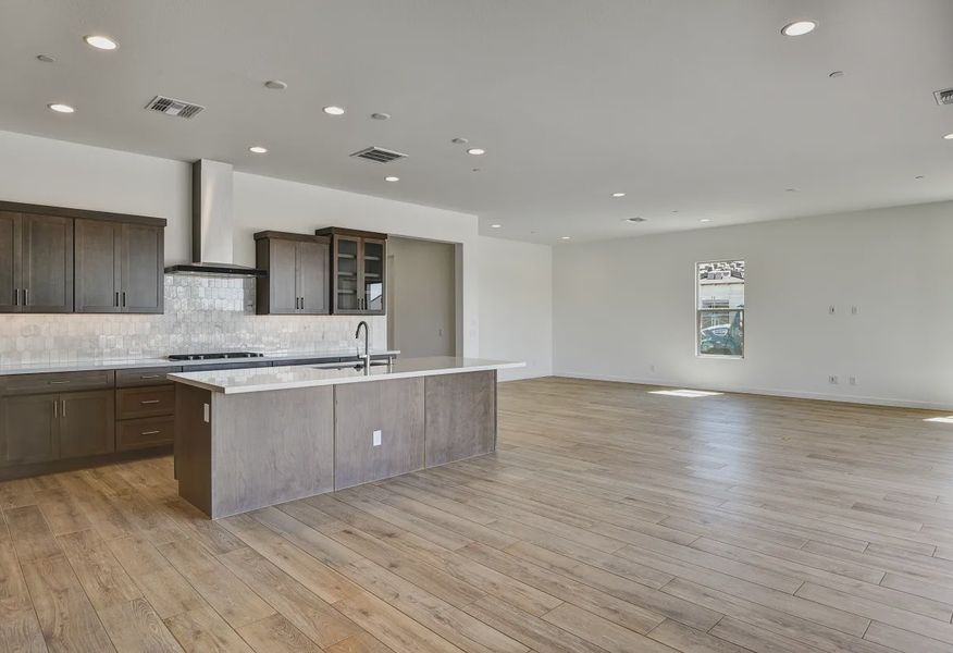 Trilogy Verde River Cordoba HS 1372 Kitchen - 11 of 23 Trilogy Verde River Cordoba HS 1372 Kitchen - 11 of 23