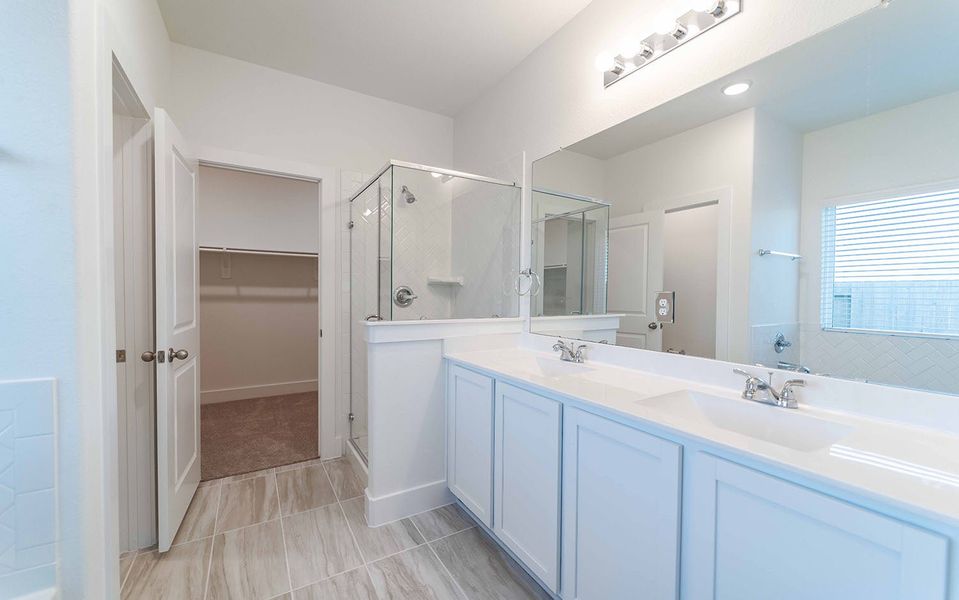 Furnished interior view inside a new home in River Ranch Meadows, Dayton (Image 9).