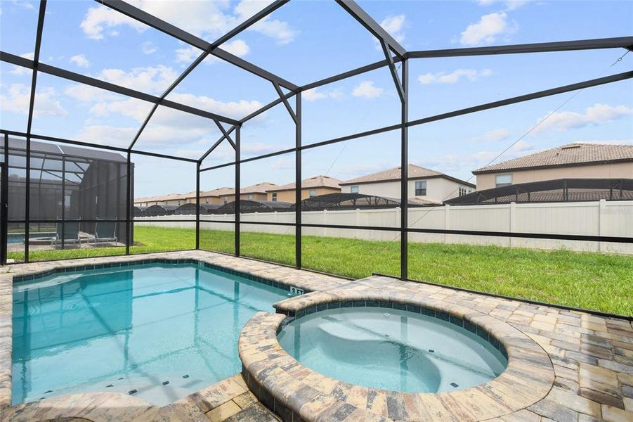 Exterior details and patio area of a home in , Kissimmee (Image 22).
