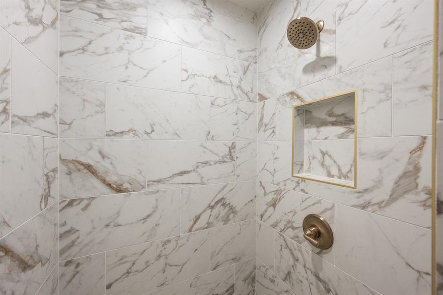 9420 Bluestem- Primary Suite-6