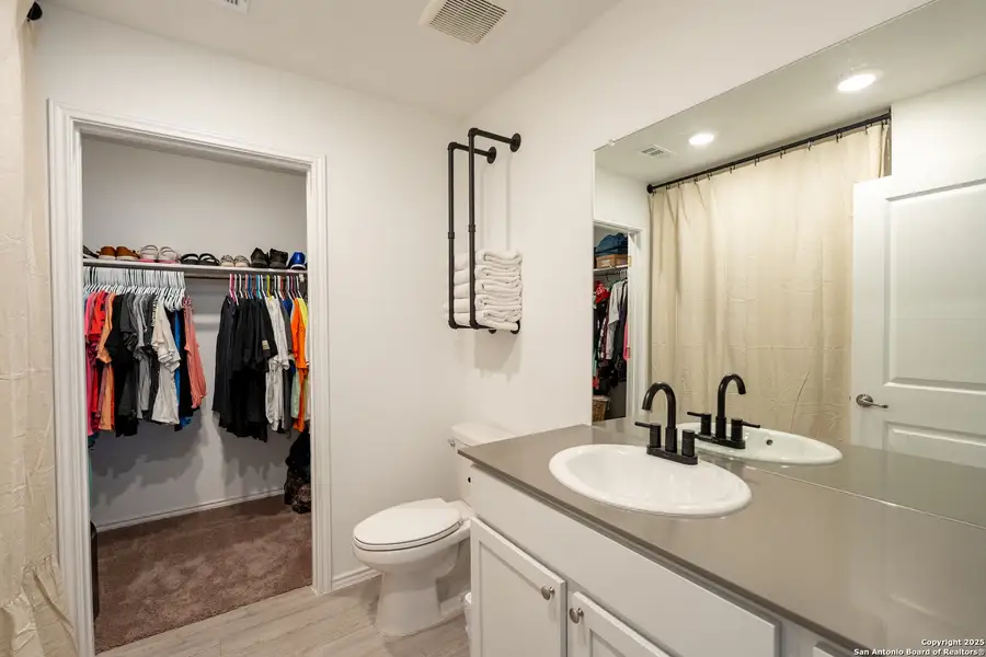 Furnished interior view inside a new home in Mission del Lago: Cottage Collection, San Antonio (Image 6).