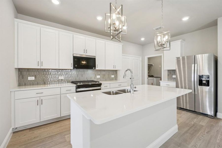 Photo is not of the actual home, but is an inspirational photo of builder’s model home and may depict options, furnishings, and/or decorator features that are not included. Photo is not of the actual home, but is an inspirational photo of builder’s model home and may depict options, furnishings, and/or decorator features that are not included.