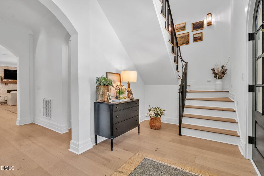 8-web-or-mls-8-web-or-mls-8-web-or-mls-D
