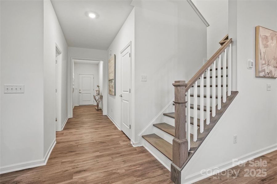 Digital Image Similar