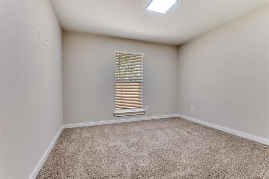 Spacious, unfurnished interior of a new home in , Dallas (Image 17).