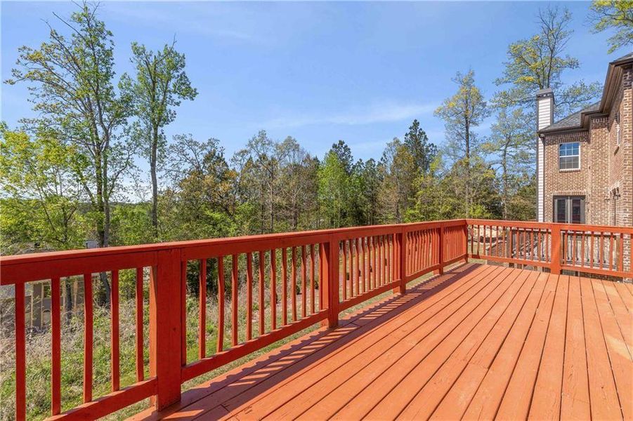 Exterior details and patio area of a home in , Atlanta (Image 27).
