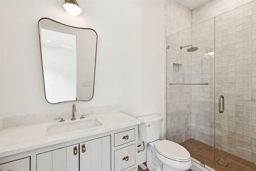 Furnished interior view inside a new home in , Dallas (Image 5).