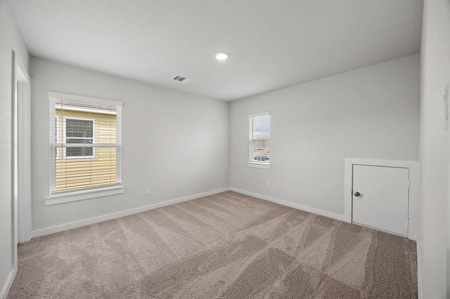 Spacious, unfurnished interior of a new home in Ambergrove, Royse City (Image 17). Spacious, unfurnished interior of a new home in Ambergrove, Royse City (Image 17).
