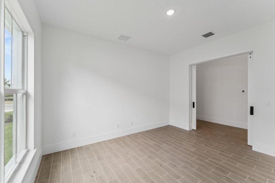 Spacious, unfurnished interior of a new home in , Port St. Lucie (Image 19). Spacious, unfurnished interior of a new home in , Port St. Lucie (Image 19).