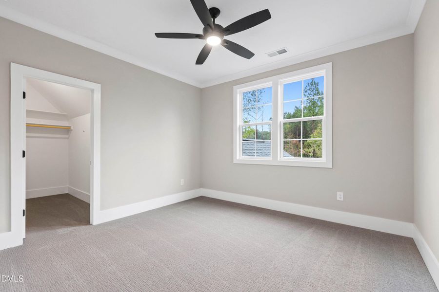 Spanish (52) Spanish (52)