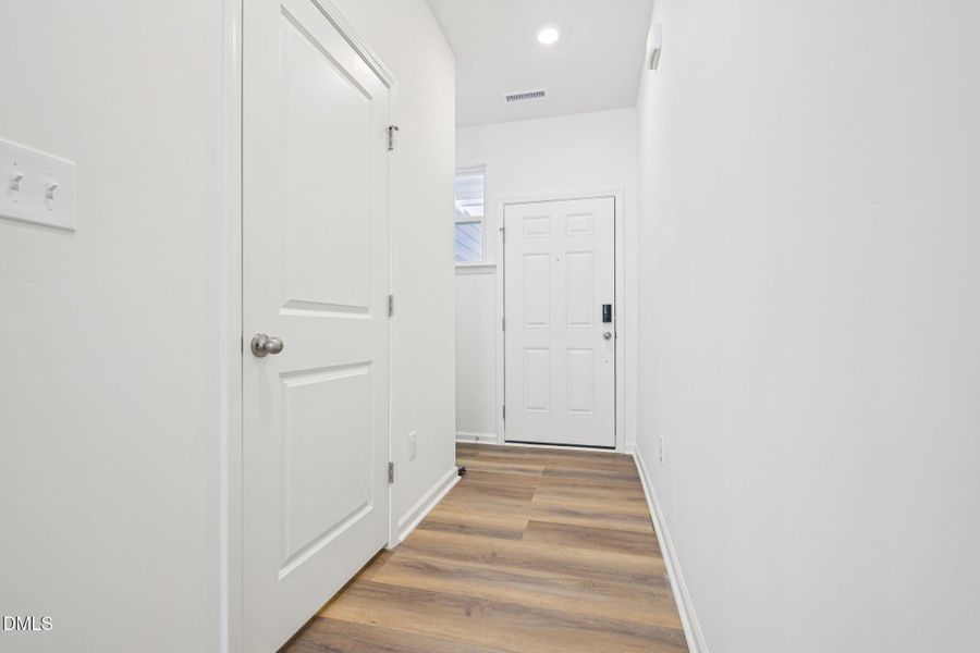 7-web-or-mls-2210 Rabbitbrush St.-S0204-