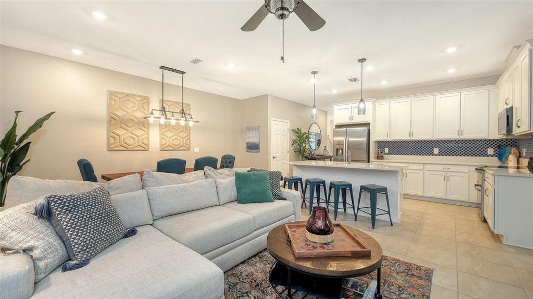 Furnished interior view inside a new home in , Lakewood Ranch (Image 17).
