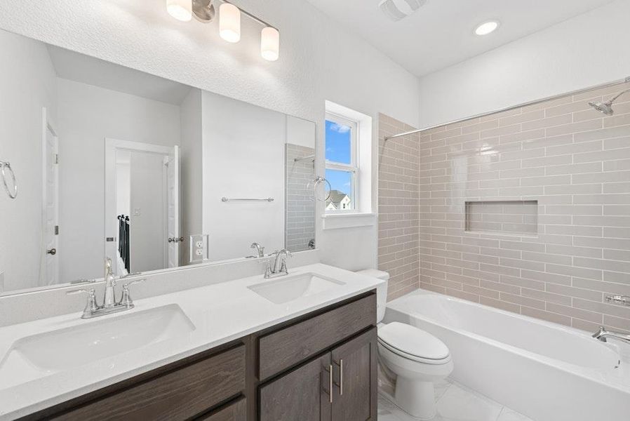Furnished interior view inside a new home in Blackhawk, Pflugerville (Image 11).