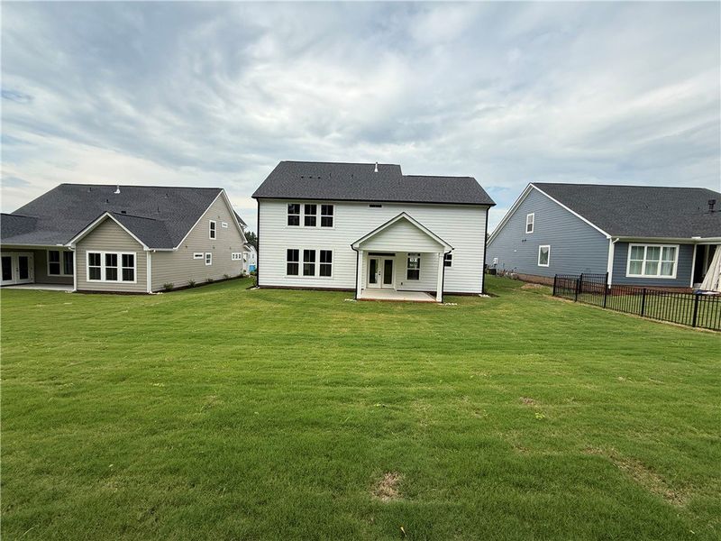 Exterior details and patio area of a home in Walker's Pointe, Anderson (Image 4).