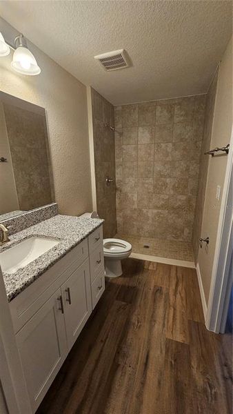 Image 22 of a home in .