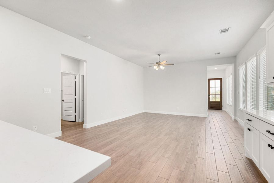 Spacious, unfurnished interior of a new home in The Grand Prairie, Hockley (Image 26).