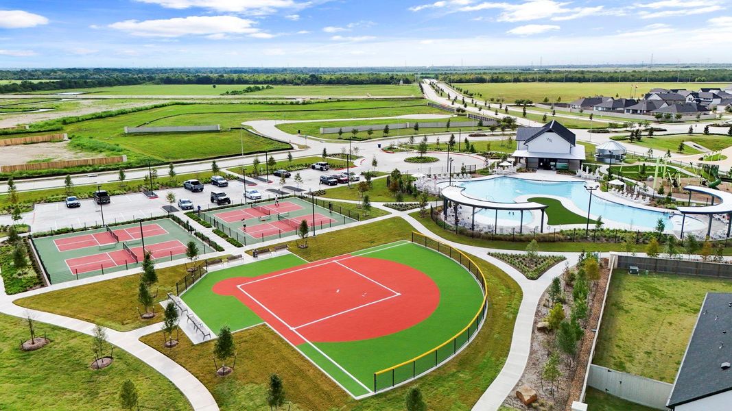 Community amenities in , League City (Image 15).