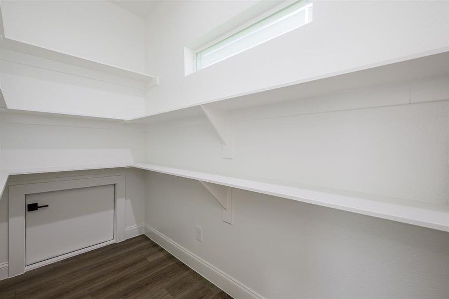Furnished interior view inside a new home in , Terrell (Image 6).