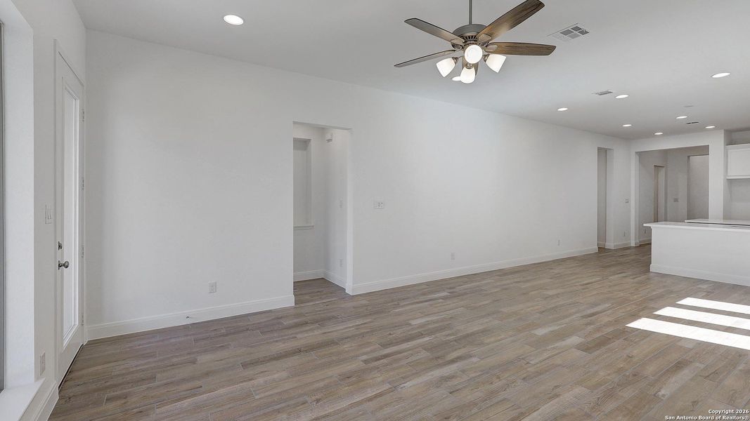 Spacious, unfurnished interior of a new home in Kallison Ranch, San Antonio (Image 24).