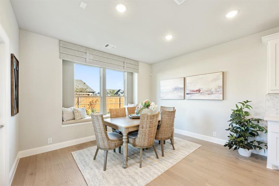 Furnished interior view inside a new home in Ridgepoint, Midlothian (Image 14).