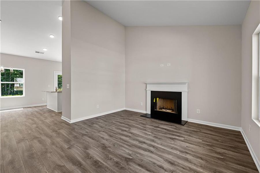 Spacious, unfurnished interior of a new home in , Villa Rica (Image 14). Spacious, unfurnished interior of a new home in , Villa Rica (Image 14).