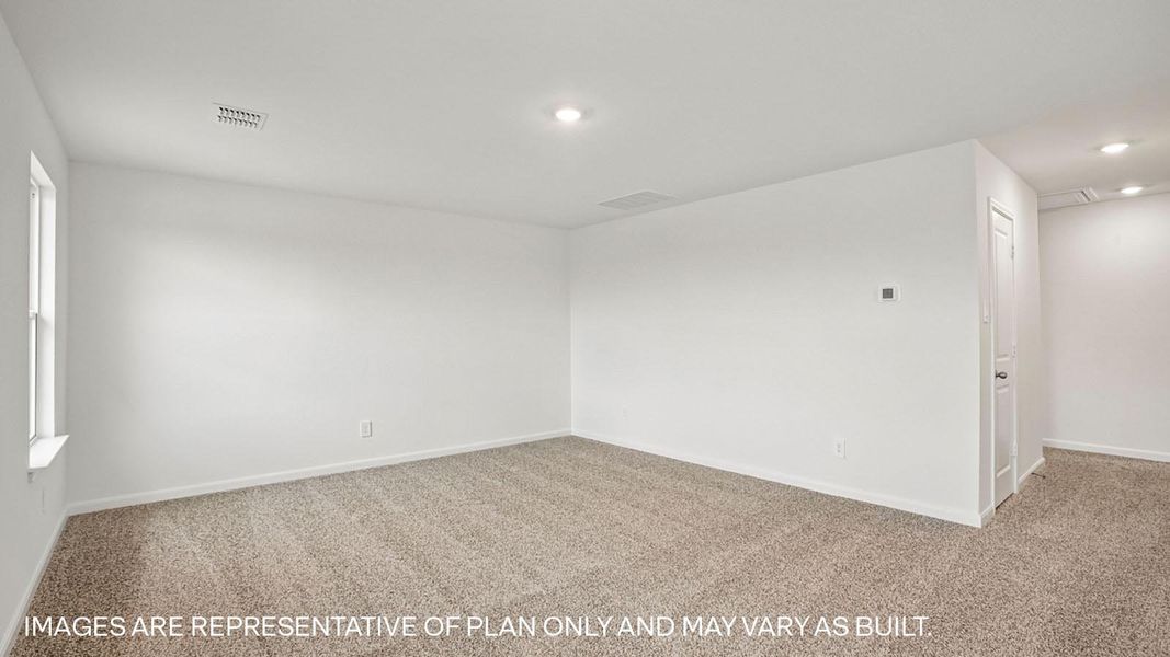 Representative unfurnished interior of a home built from the The Pierce by D.R. Horton in Briarwood, Elgin (Image 24).