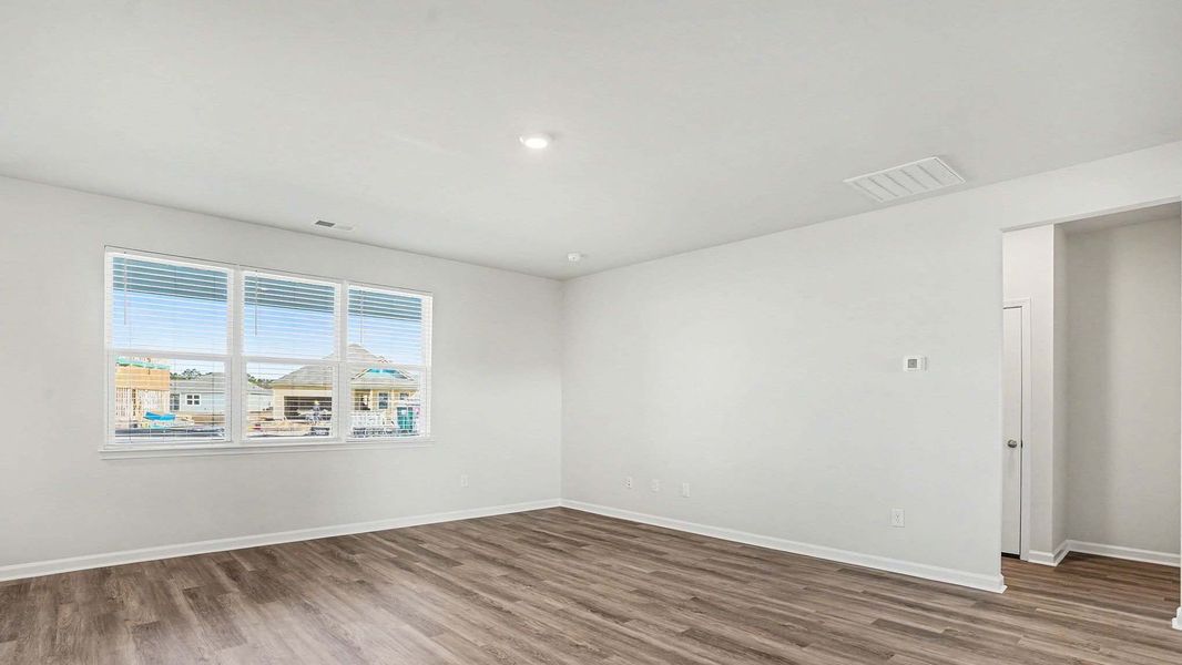 Spacious, unfurnished interior of a new home in Preserve at Cypress Commons, Conway (Image 10).