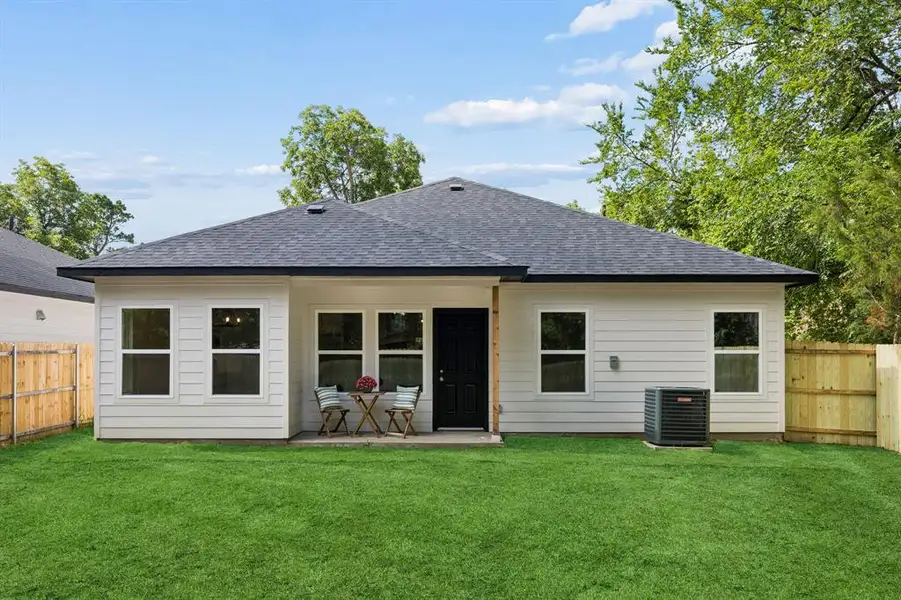 Huge fenced backyard