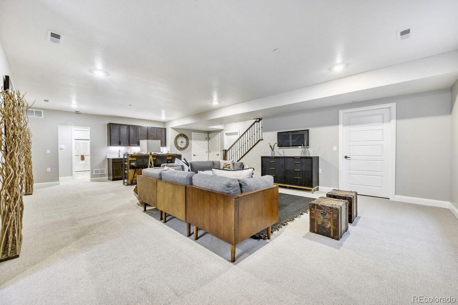 Furnished interior view inside a new home in , Broomfield (Image 31).