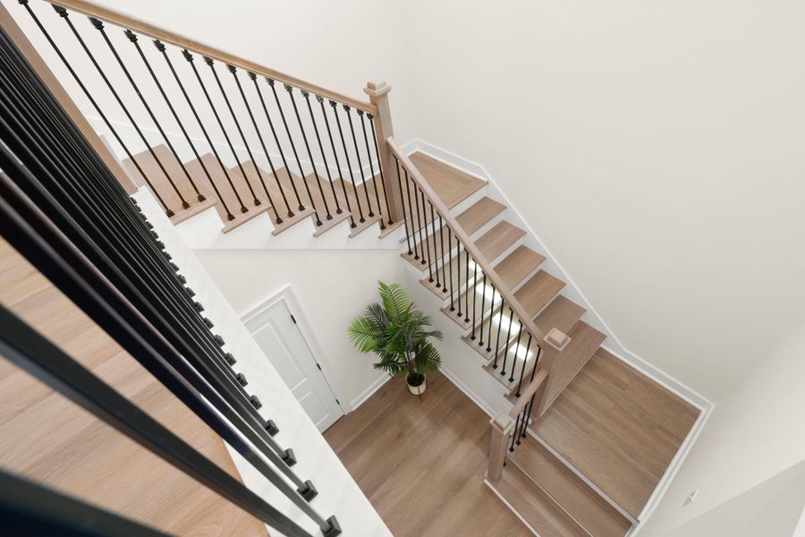 Spacious, unfurnished interior of a new home in , Charleston (Image 35).