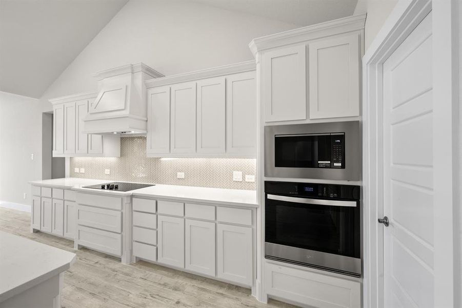 2340 Oak Knoll- Kitchen-4