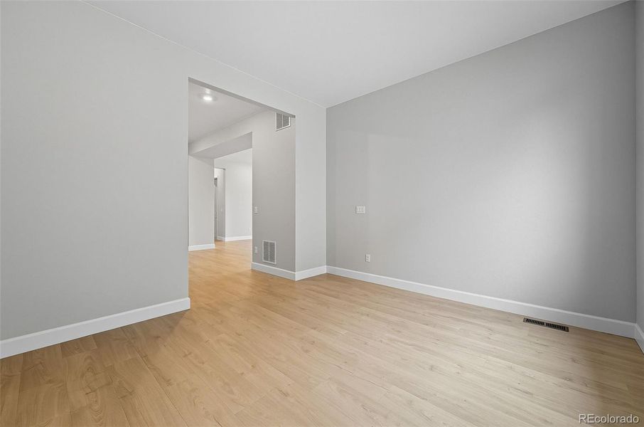 16655 W 93rd Place ~ Ready Now!