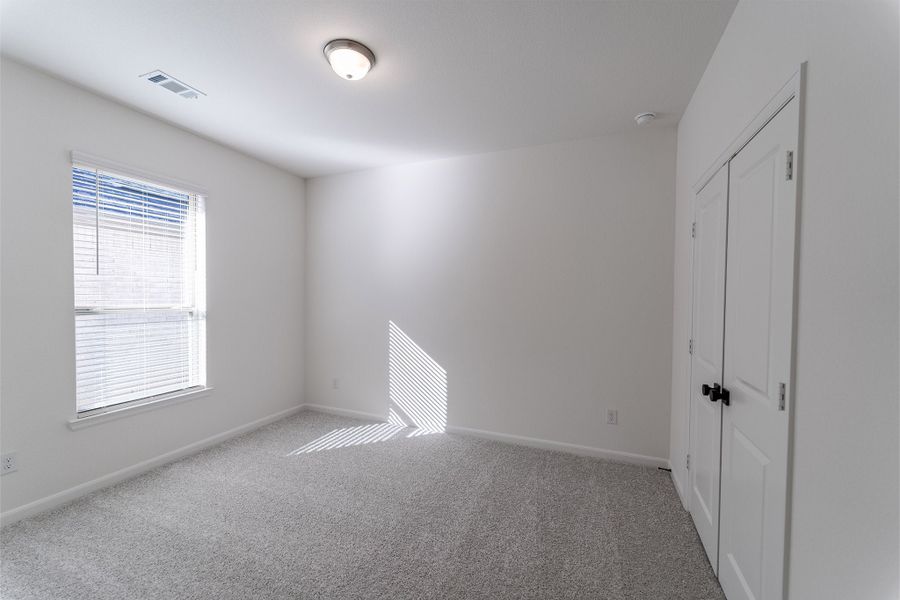 Spacious, unfurnished interior of a new home in La Terra, Celina (Image 34). Spacious, unfurnished interior of a new home in La Terra, Celina (Image 34).