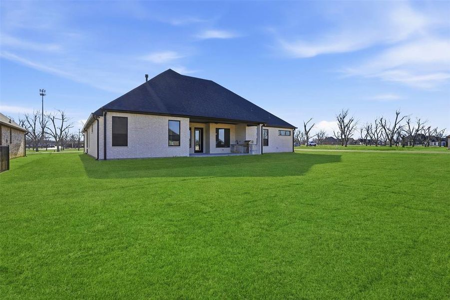 Exterior details and patio area of a home in , Granbury (Image 4). Exterior details and patio area of a home in , Granbury (Image 4).