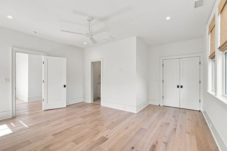 Spacious, unfurnished interior of a new home in , Mount Pleasant (Image 80).