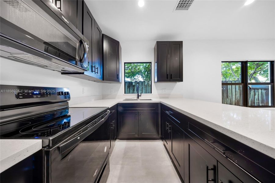 Image 37 of a home in .