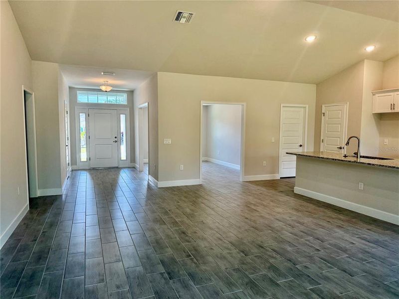 Spacious, unfurnished interior of a new home in South Gulf Cove, Port Charlotte (Image 7). Spacious, unfurnished interior of a new home in South Gulf Cove, Port Charlotte (Image 7).