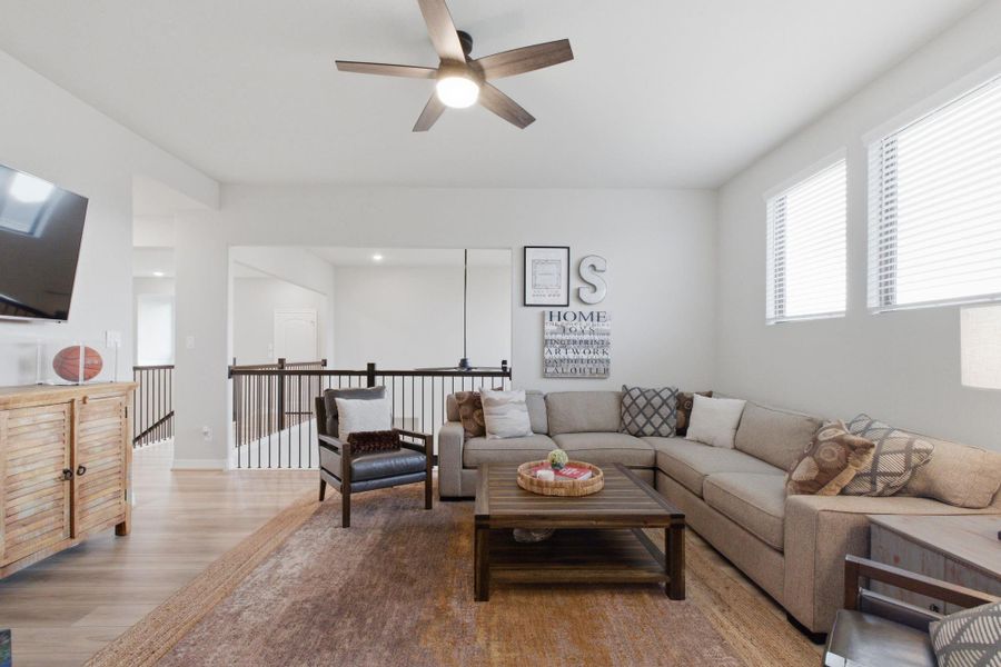 Furnished interior view inside a new home in Sunterra 45ft, Katy (Image 10).