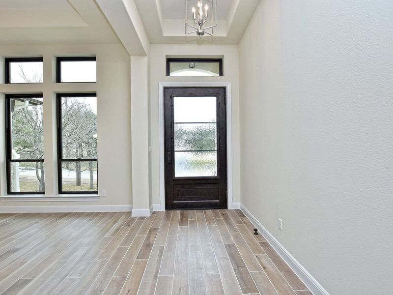 Representative unfurnished interior of a home built from the Avalon by Giddens Homes in Scofield Farms Estates, Georgetown (Image 147).