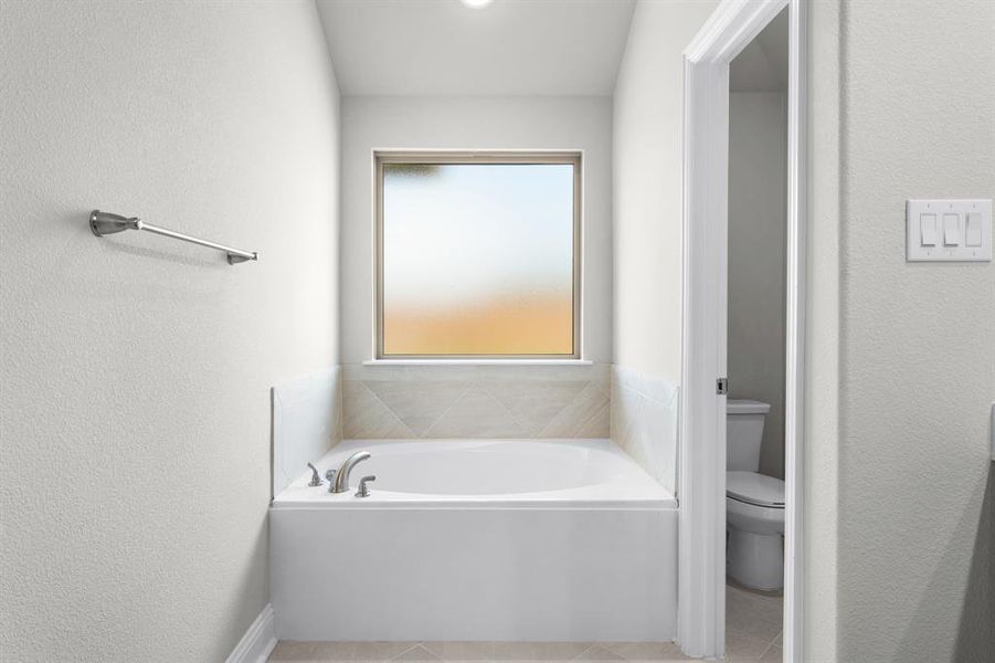 Furnished interior view inside a new home in Fox Landing, Caddo Mills (Image 9).