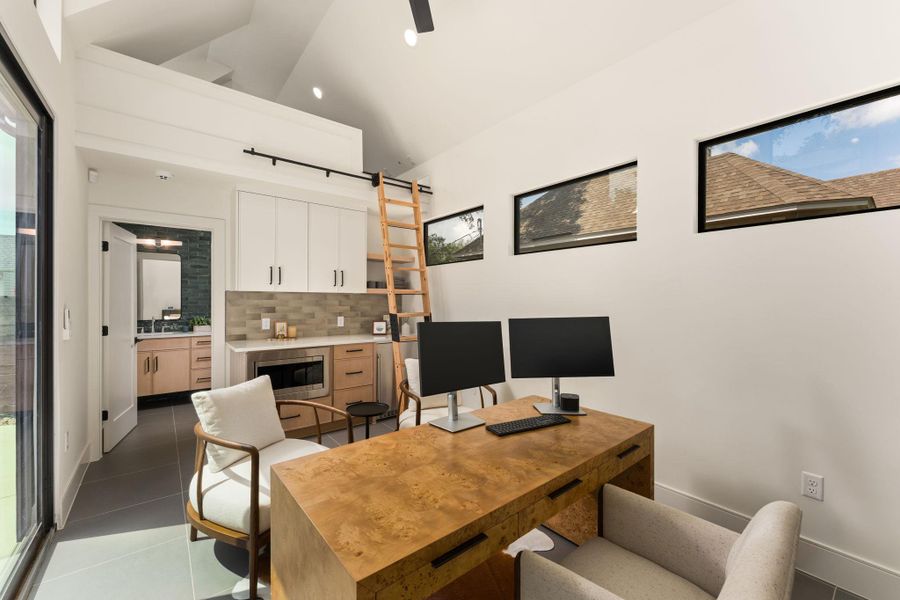 Detached casita is currently being used as an office, but the possibilities are endless.