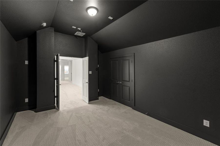 Spacious, unfurnished interior of a new home in Villages of Creekwood, Frisco (Image 25). Spacious, unfurnished interior of a new home in Villages of Creekwood, Frisco (Image 25).