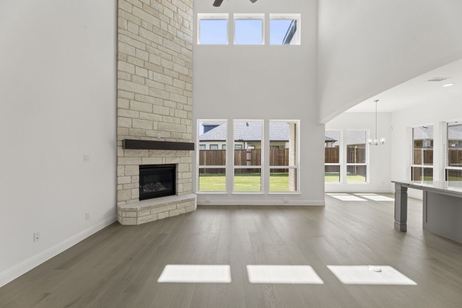 Representative unfurnished interior of a home built from the Sutton by Windsor Homes in Nelson Lake Estates, Rockwall (Image 20).