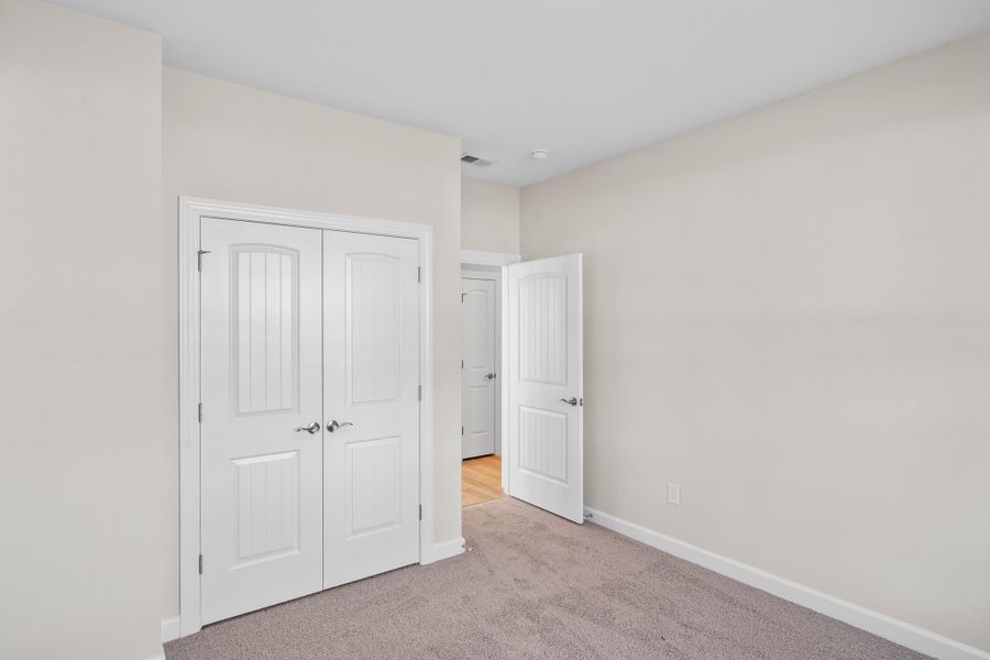 Spacious, unfurnished interior of a new home in Bridgewater - Shorehaven Village, Little River (Image 21).