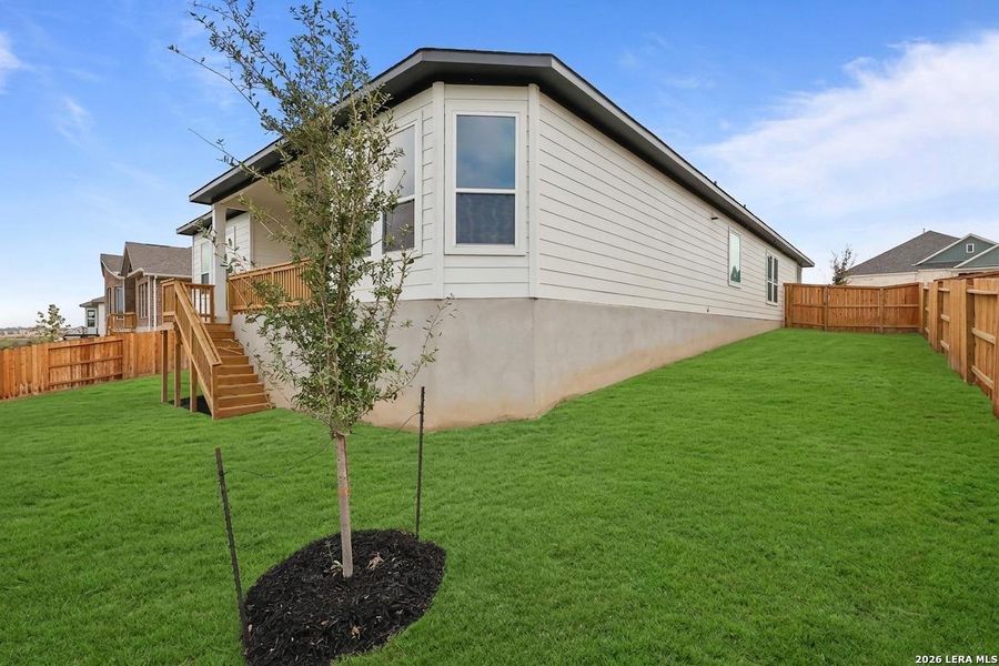 Exterior details and patio area of a home in Homestead, Schertz (Image 4).