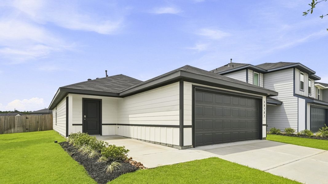 Front exterior of a new home in Sunset Valley, Hockley, TX, highlighting curb appeal (Image 2).