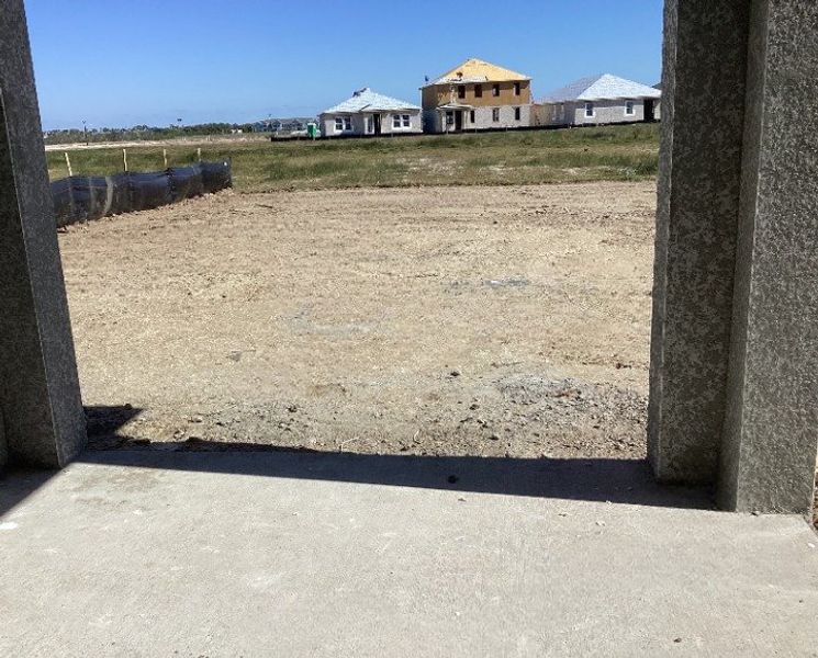 Covered Lanai/Backyard