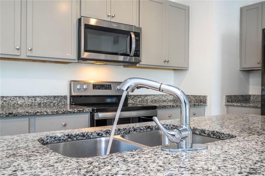 Close-up of interior finishes inside a home in Astonia, Davenport (Image 20).
