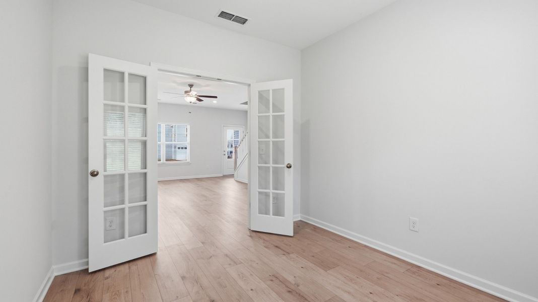 Spacious, unfurnished interior of a new home in Wheatfield, Shelbyville (Image 22). Spacious, unfurnished interior of a new home in Wheatfield, Shelbyville (Image 22).